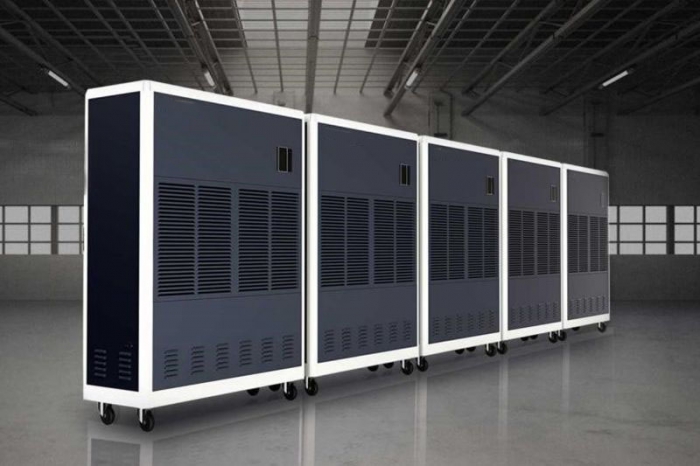 在使用轉(zhuǎn)輪除濕機時應(yīng)該如何維護？